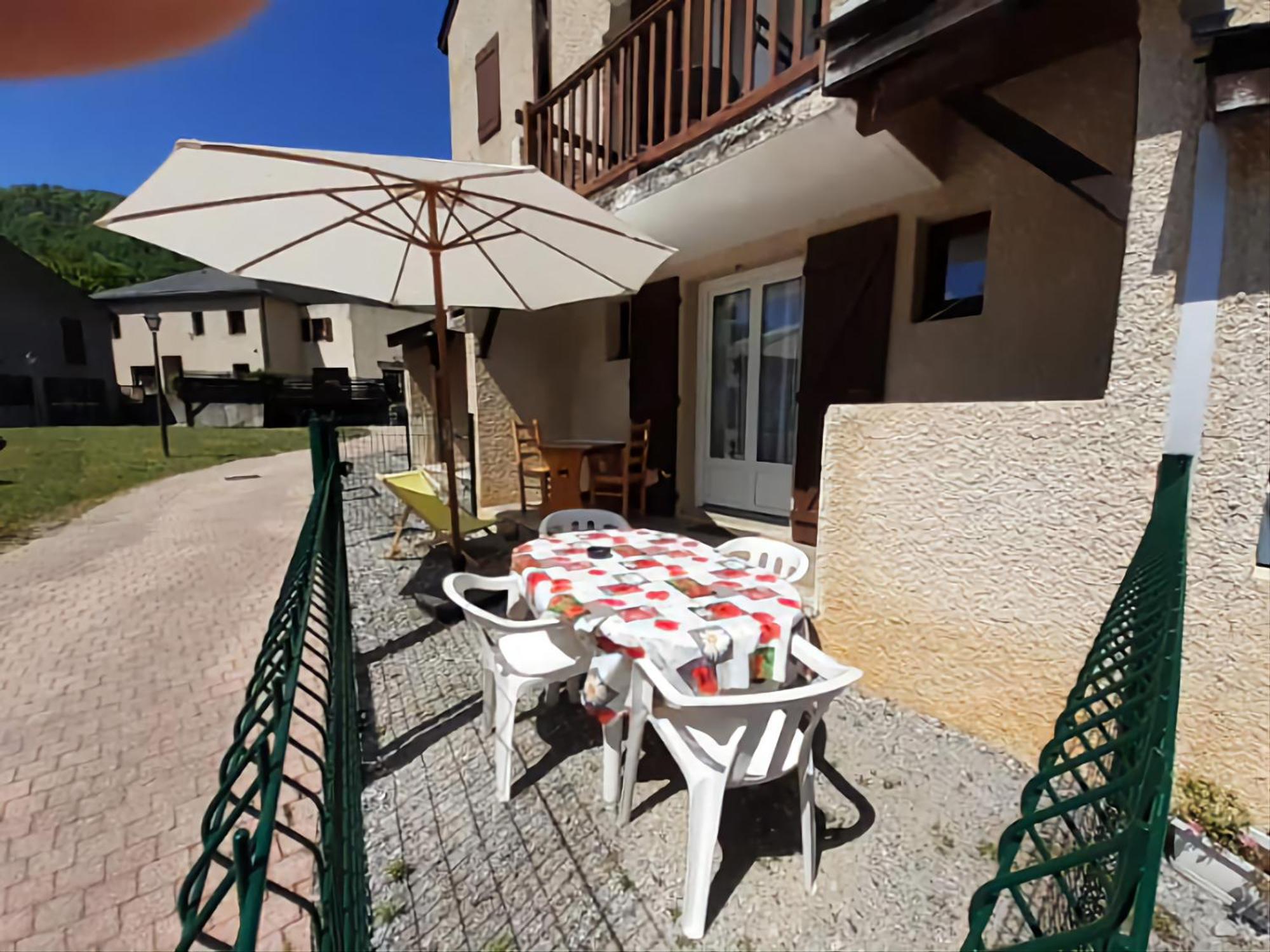 Escapade Montagne En Famille, Appartement Cosy Avec Piscine Couverte Bielle Kültér fotó